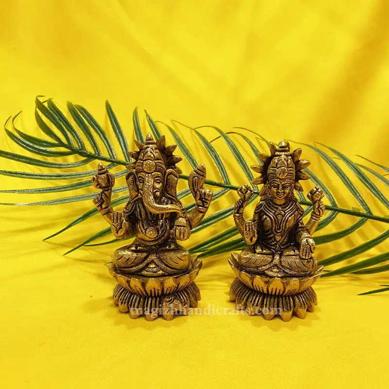 4 inches Lotus Ganesha and Lakshmi - SC