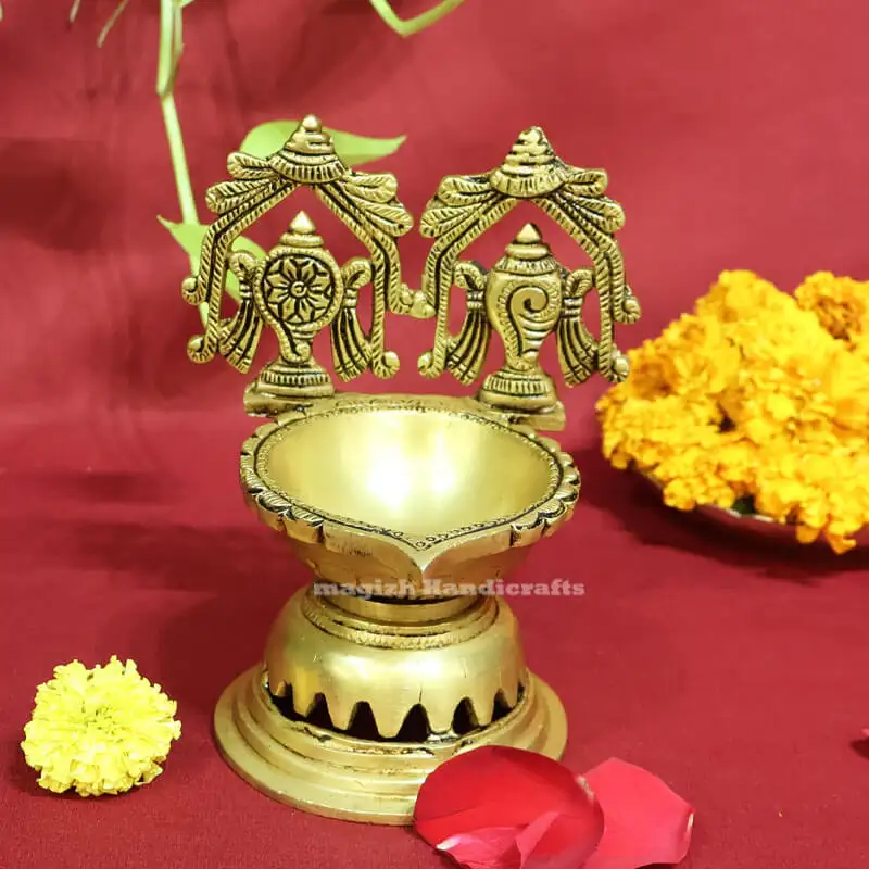 6 inches Brass Sangu and Chakram Lamp