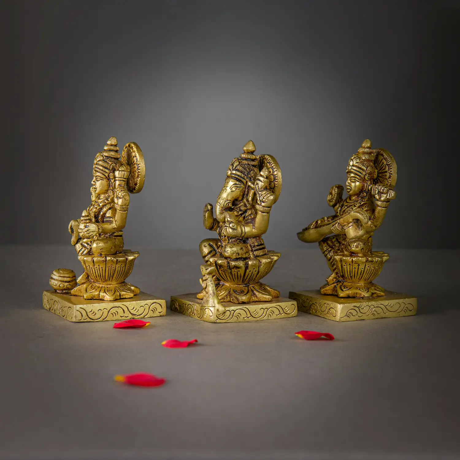 4 inches brass Laskhmi Ganesha Saraswathi idol Lotus and square base - image 2