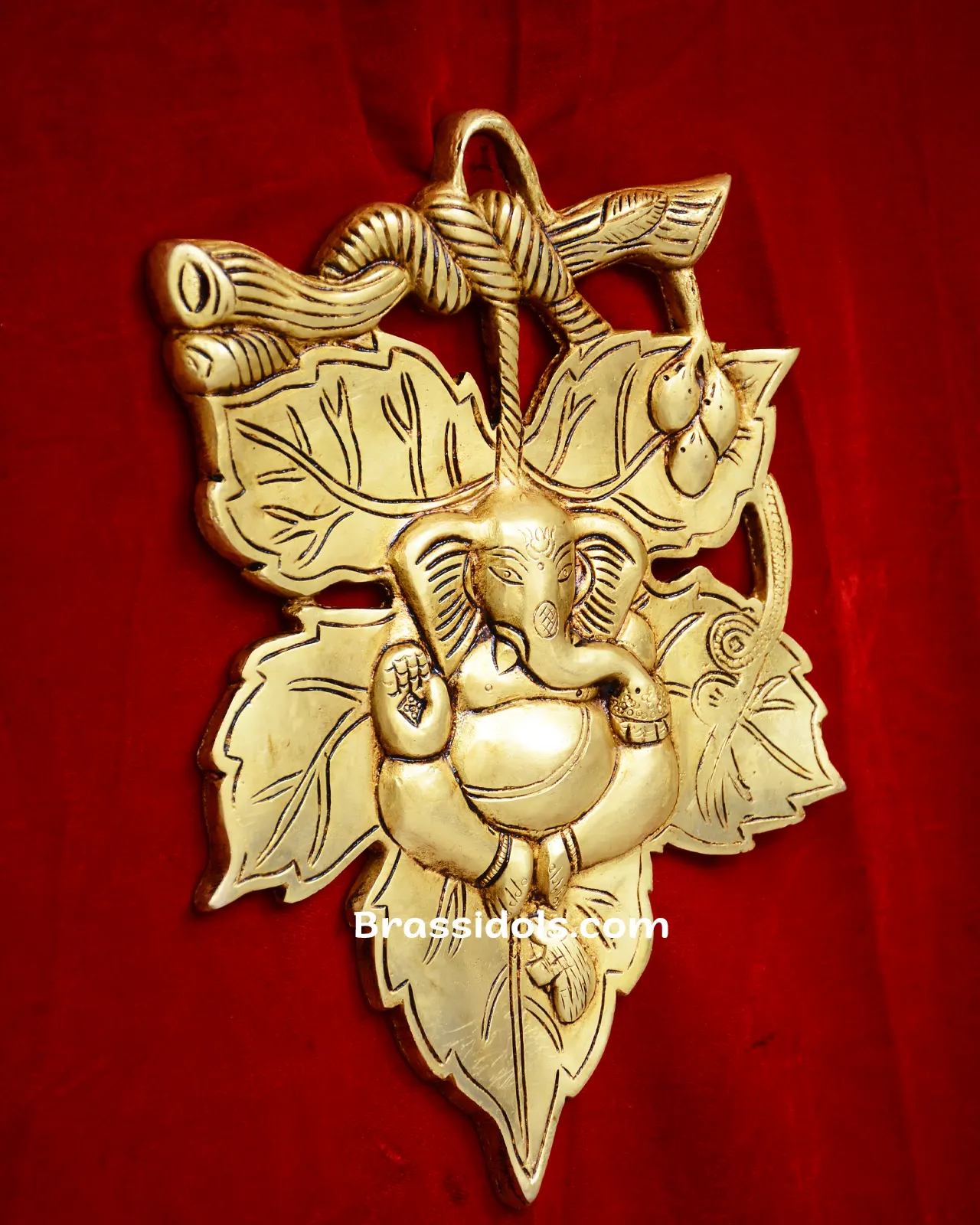 Brass Leaf Ganesha wall hanging - 10 inches - image 3