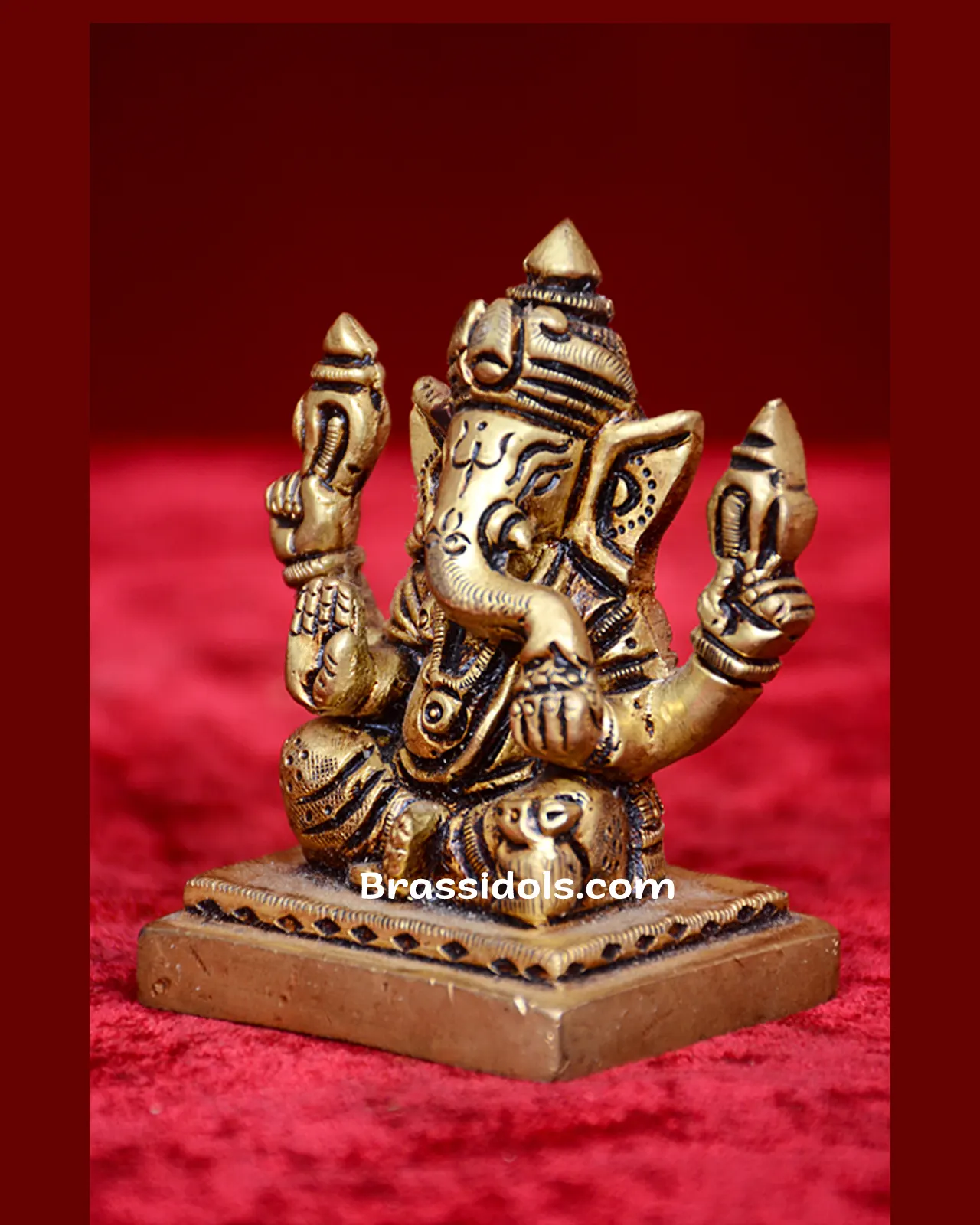 Brass small sitting Ganesh idol - 2.5 inches - image 3