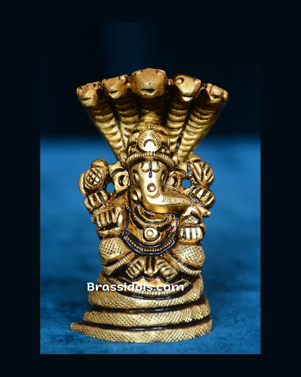Brass 5 head snake Ganesh 2 inches
