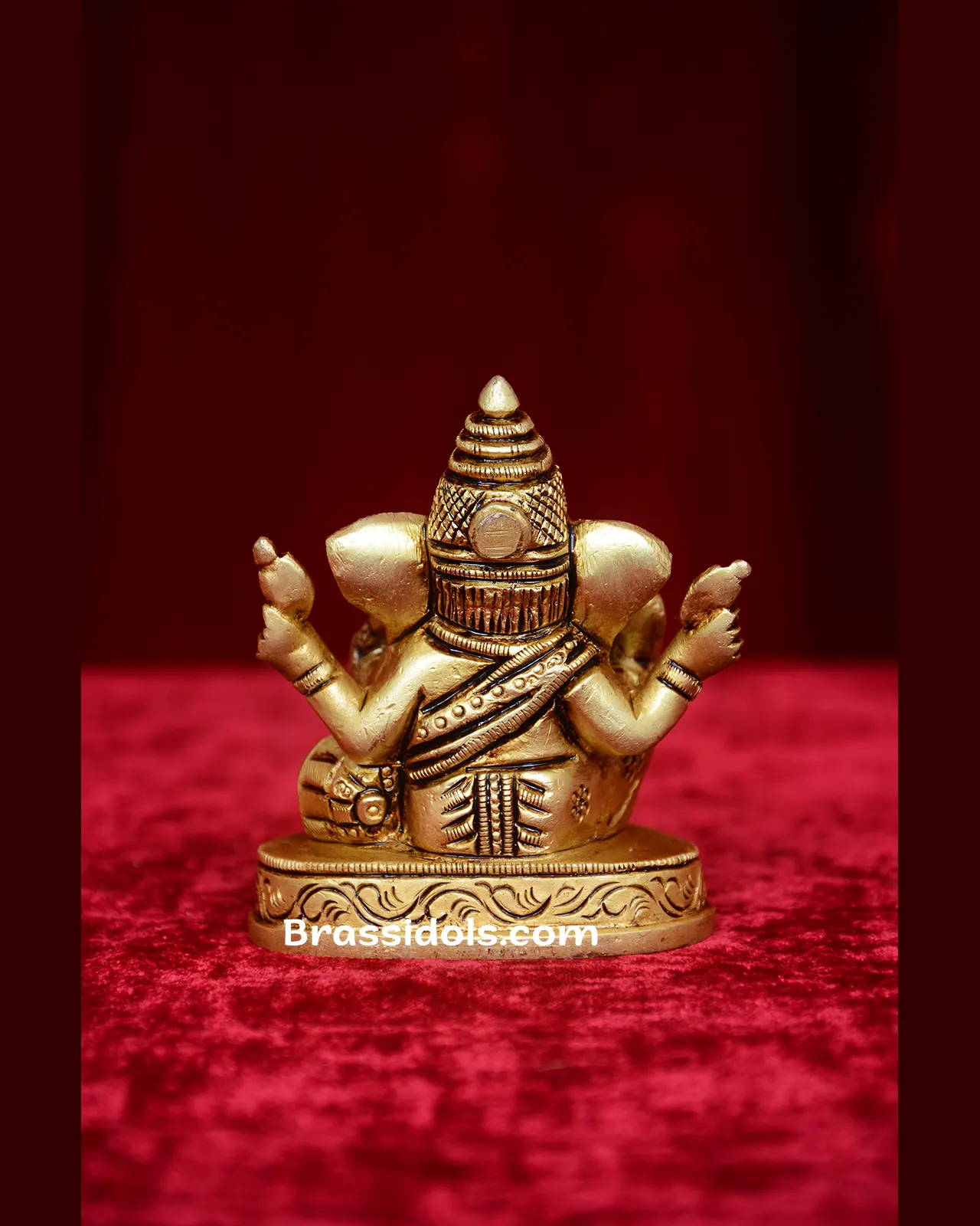 Brass Ganesha Idol for Home and Puja – Compact Design - image 8