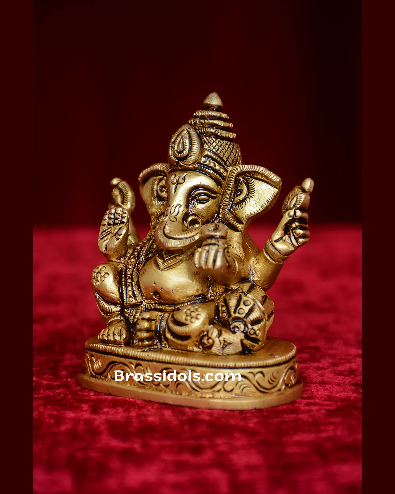 Brass Ganesha Idol for Home and Puja – Compact Design - image 7