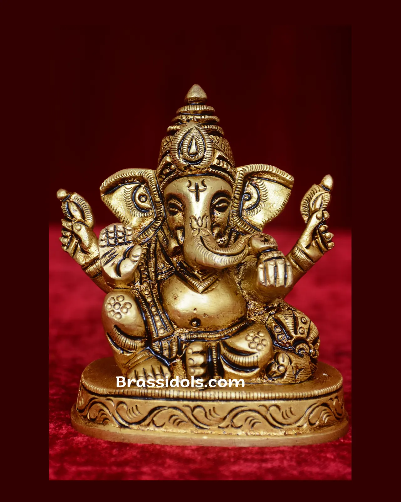 Brass Ganesha Idol for Home and Puja – Compact Design - image 9