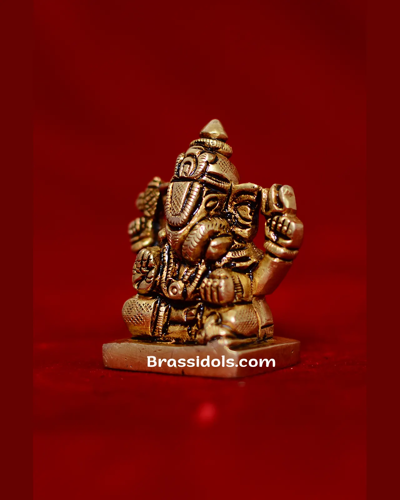 Brass Dagdu Ganesha idol - 3 inches - image 11