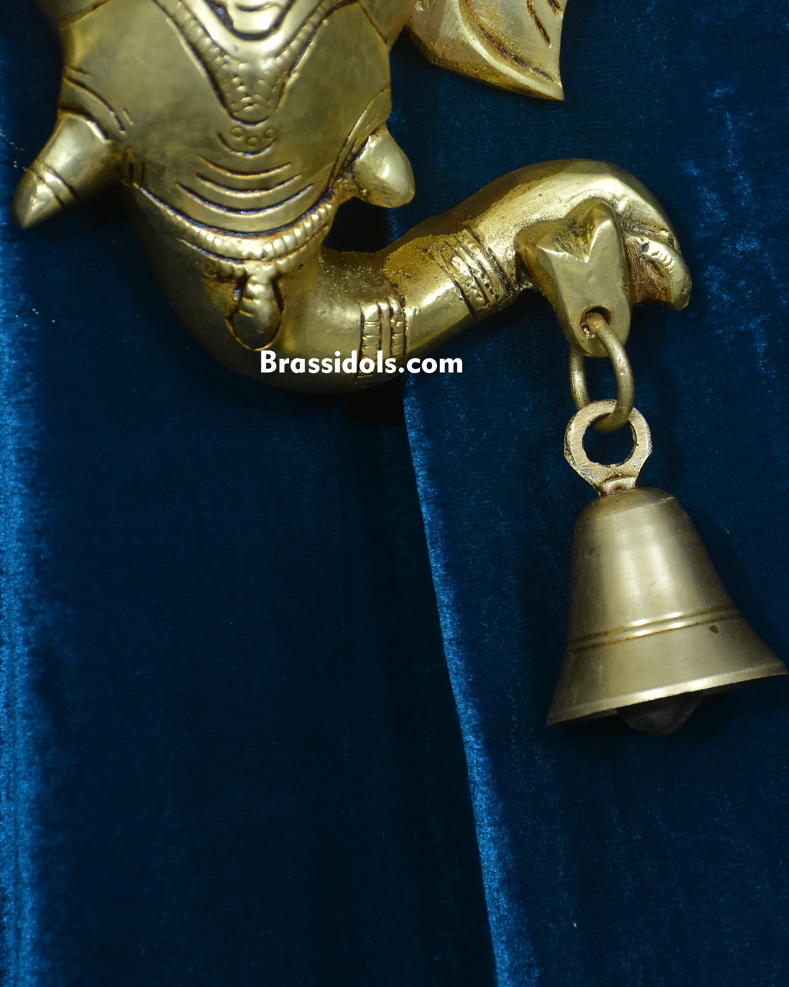 HANGING GANESH HEAD WITH BELL - image 3